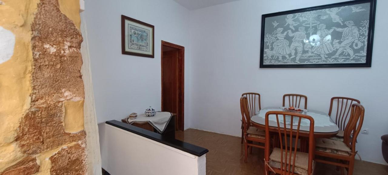Comfortable And Spacious Stone Traditional Apartment Ханя Екстериор снимка