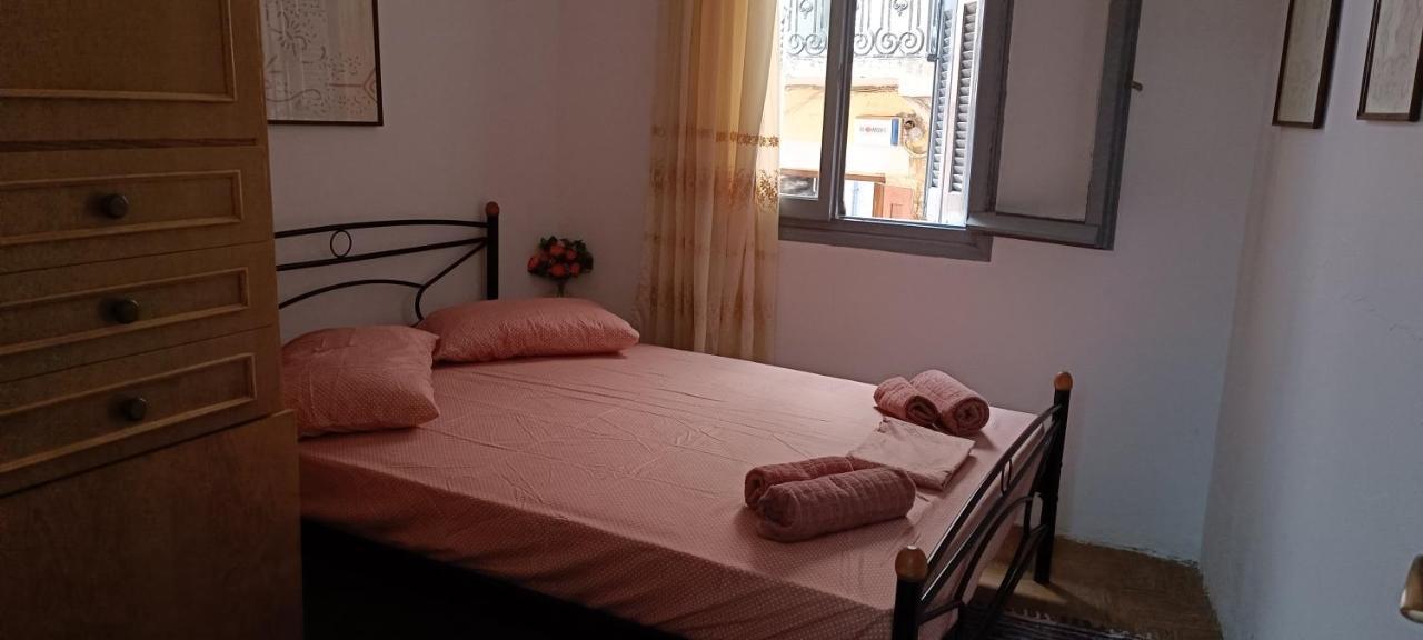 Comfortable And Spacious Stone Traditional Apartment Ханя Екстериор снимка